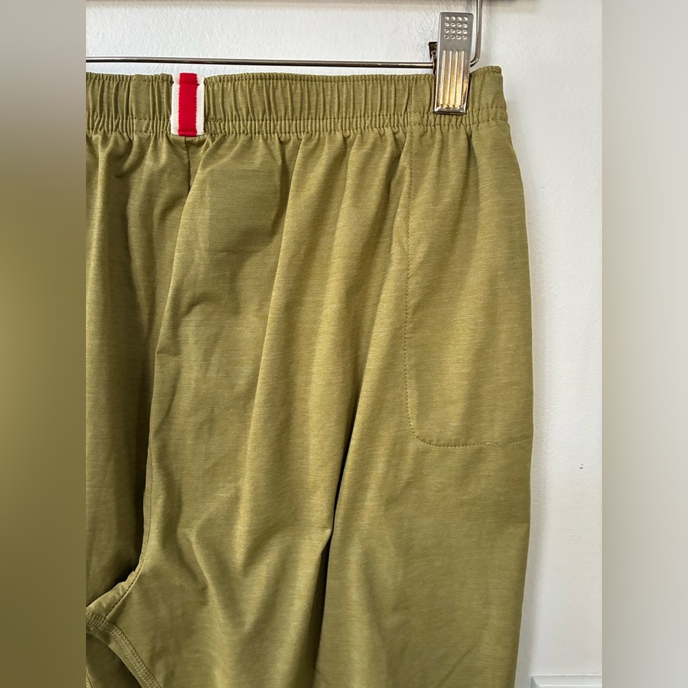 Tracksmith Session Pants In Avocado View 4